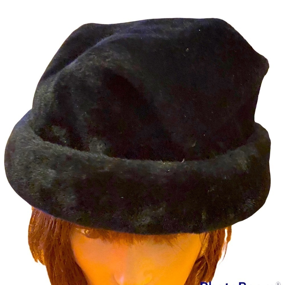 CLOCHE FAUX FUR HAT VINTAGE